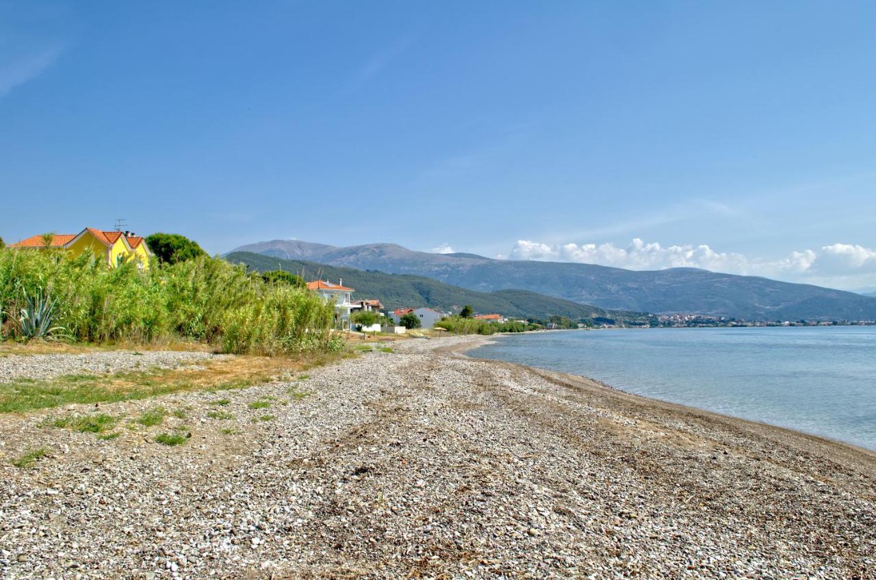 Epipleon Luxury Suites -104- Δωμάτιο 35Τμ Με Βεράντα 35Τμ Μπροστά Στη Θάλασσα Nafpaktos Exteriör bild